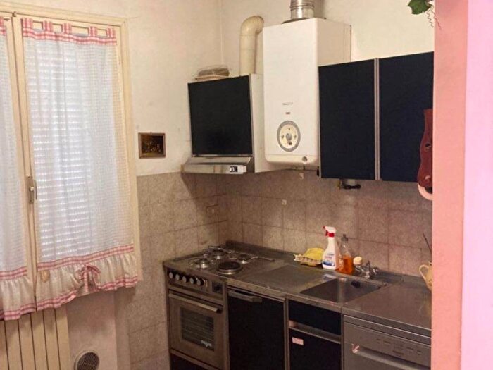 Appartamento trilocale in affitto in Via Pisa, Marina di Massa Centro, Massa