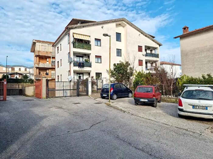 Appartamento quadrilocale in vendita in Via Pennino, SantAgata De Goti