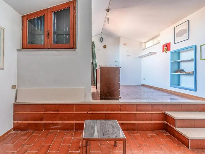 Casa con 6 locali in vendita in O Carlo Castellani, Empoli
