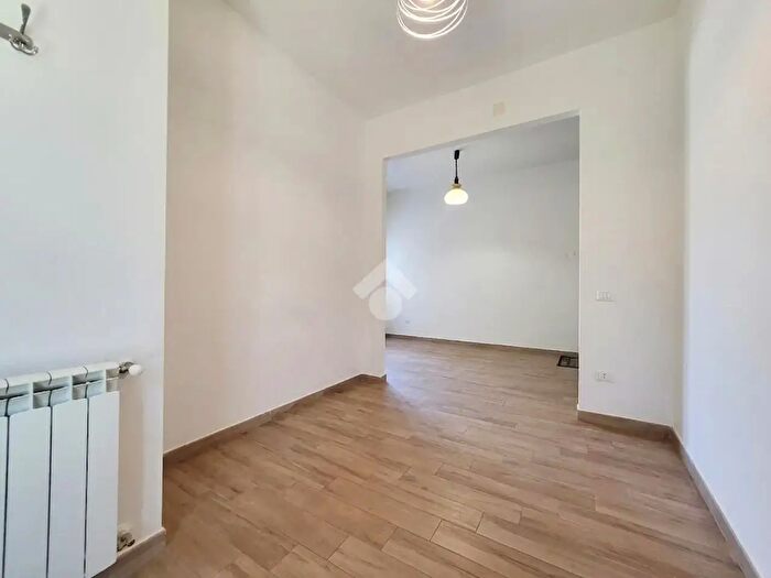 Appartamento trilocale in vendita in Via Lombardia, Follonica