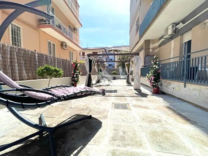 Appartamento trilocale in vendita in Via G Leopardi, Terracina