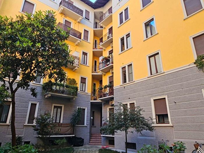 Appartamento bilocale in affitto in Via Monte Bianco, Monte Rosa Lotto, Milano