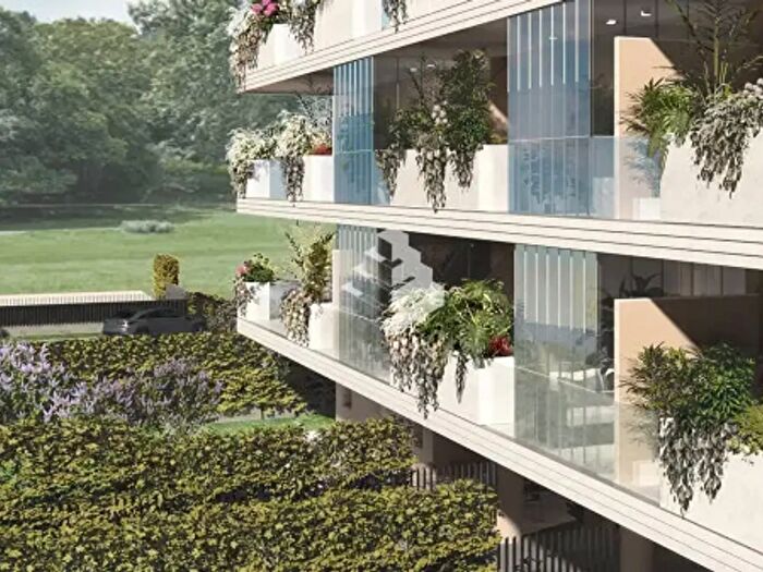 Appartamento trilocale in vendita in Vicolo del Casale Lumbroso, Roma