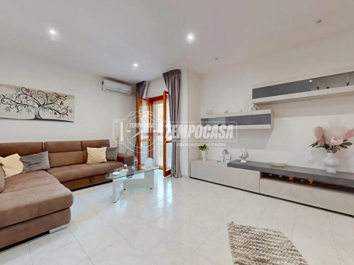 Appartamento trilocale in vendita in Via Pietà, Casamassima