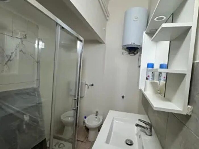 Appartamento quadrilocale in vendita in Via Gian Battista Monti, Genova