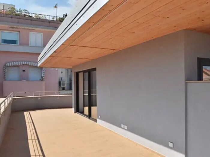 Appartamento quadrilocale in vendita in Via Aurelia, Loano