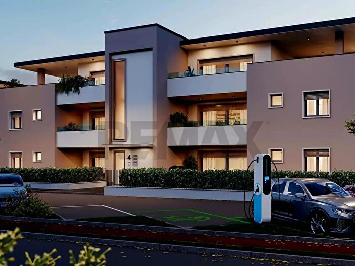 Appartamento quadrilocale in vendita in Bernareggio