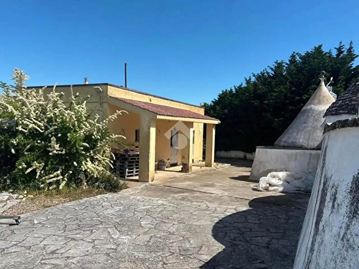 Casa con 5 locali in vendita in Via Massafra, Martina Franca