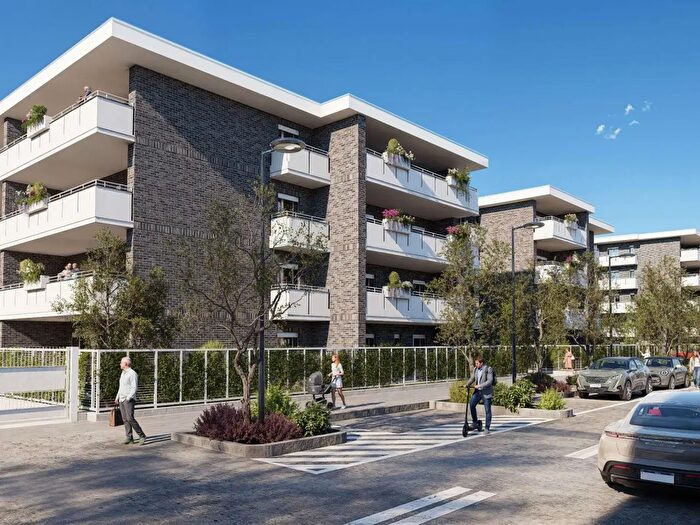 Appartamento trilocale in vendita in Via Marangoni, BovisioMasciago