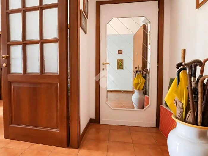 Appartamento quadrilocale in vendita in Viale Antonio Ciamarra, Roma