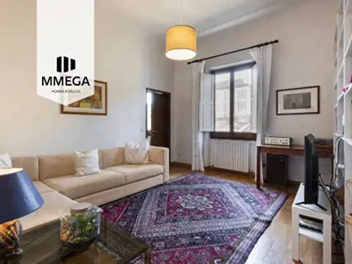 Appartamento con 6 locali in vendita in Borgo La Croce, Firenze