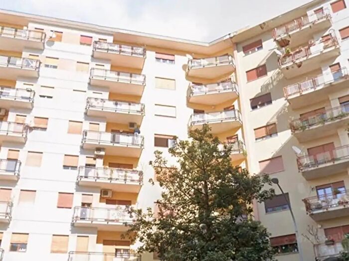 Appartamento trilocale in vendita in Via Filippo di Giovanni, Palermo