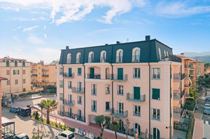 Appartamento bilocale in vendita in Corso Italia, Bordighera