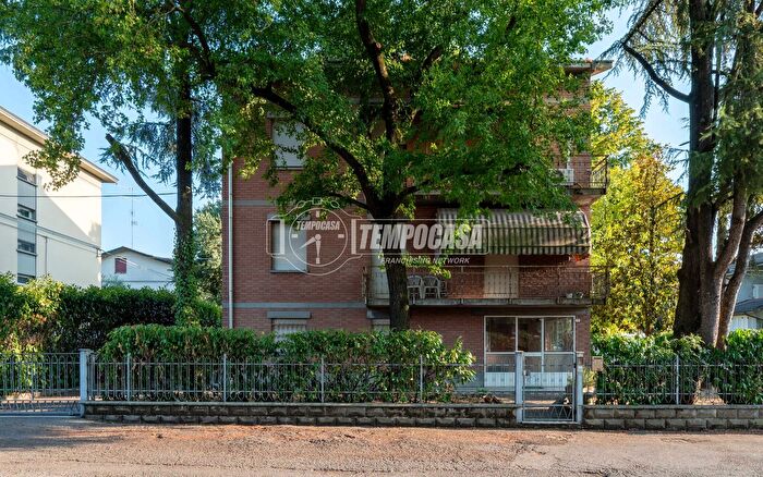 Appartamento quadrilocale in vendita in Via Riccardo Arleoni, Reggio Emilia