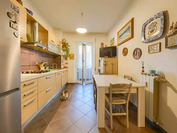 Appartamento quadrilocale in vendita in Via Tiziano, Scandicci