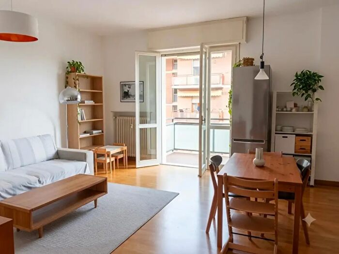 Appartamento quadrilocale in affitto in Via Nino Bixio, Cesena