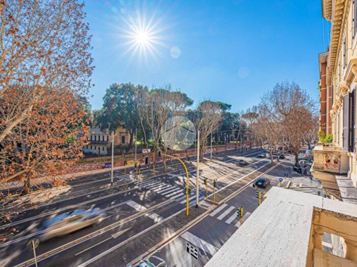 Appartamento trilocale in affitto in Via Nomentana, Trieste Coppedè, Roma