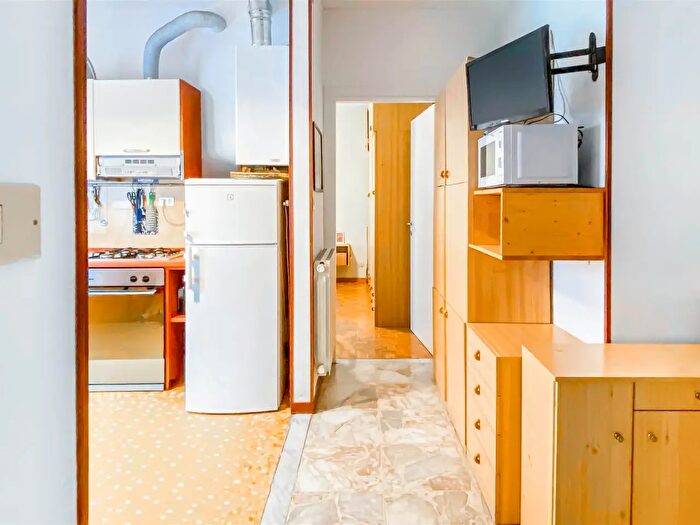 Appartamento bilocale in vendita in Taggia