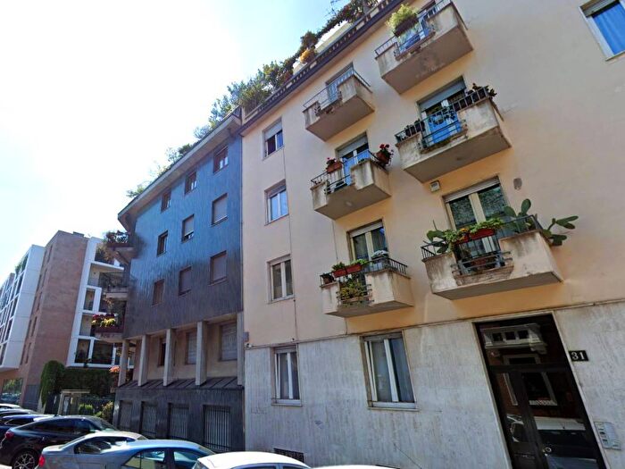 Appartamento bilocale in affitto in Via Poggi, Città Studi, Milano