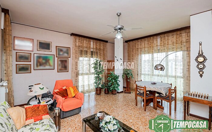 Appartamento trilocale in vendita in Via Giuseppe di Vittorio, San Donato Milanese