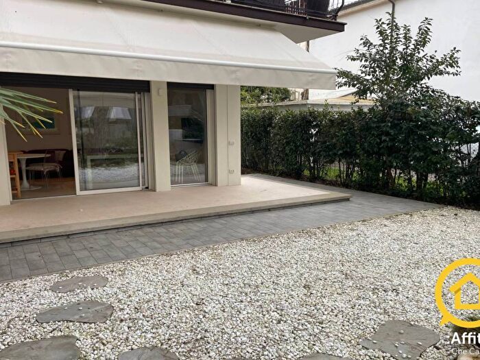 Appartamento trilocale in affitto in Viale L Ariosto, Milano Marittima, Cervia