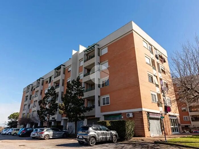 Appartamento trilocale in vendita in Via della Stazione di Ottavia, Roma