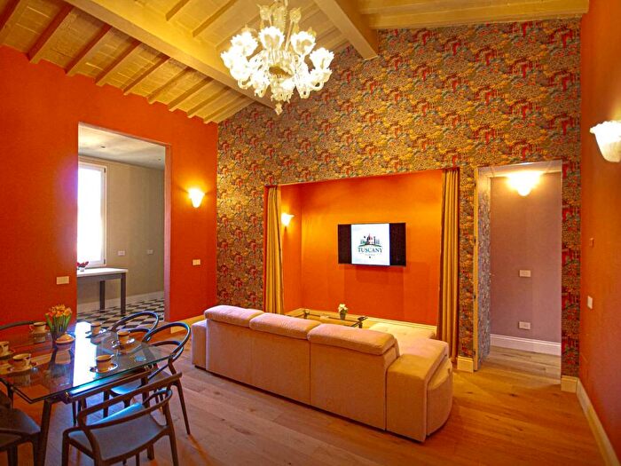 Appartamento trilocale in affitto in Via Il Prato, Borgo Ognissanti Il Prato, Firenze