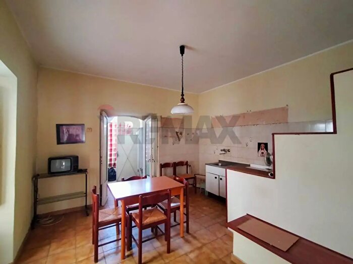 Casa quadrilocale in vendita in Scafa