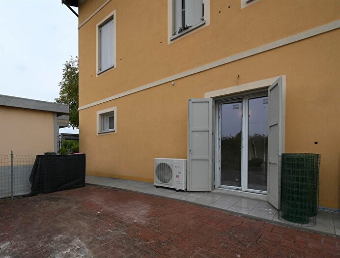 Appartamento quadrilocale in vendita in Via Zoccolo, Bomporto