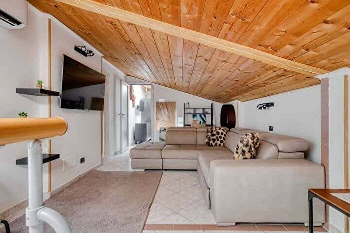 Appartamento trilocale in affitto in Largo Luigi Eriano, Centro, Rozzano