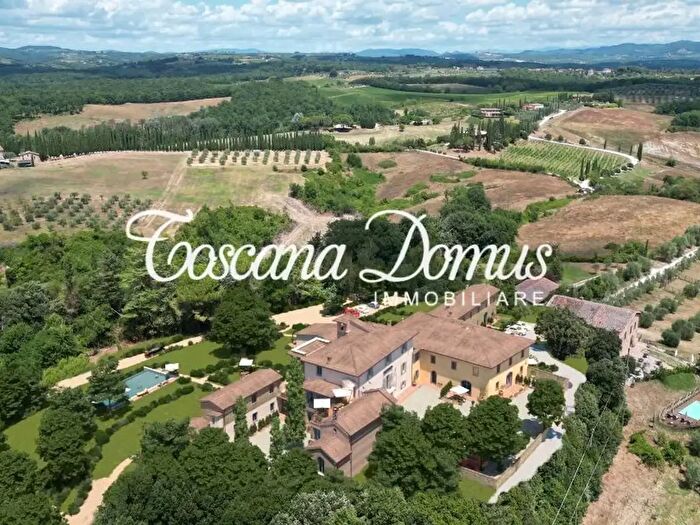 Casa con 5 locali in vendita in Pieve a Bozzone Si, Siena