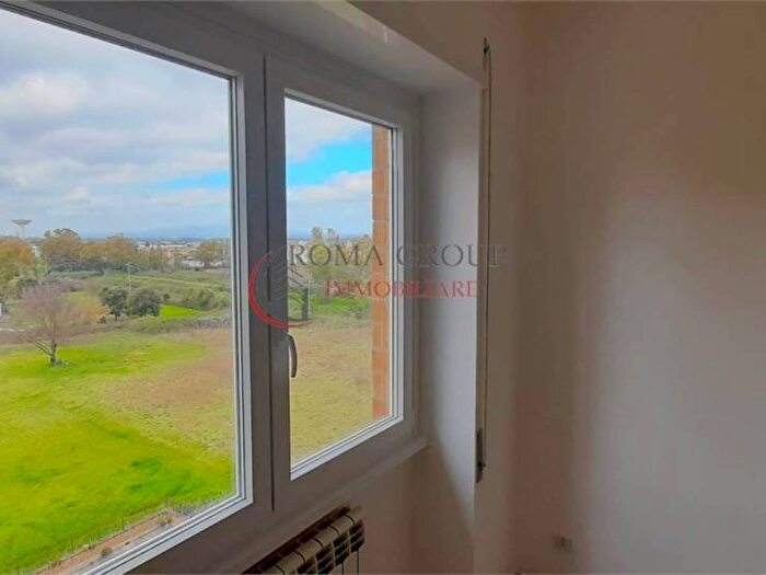 Appartamento con 5 locali in affitto in Via Ezio, Centro, Latina