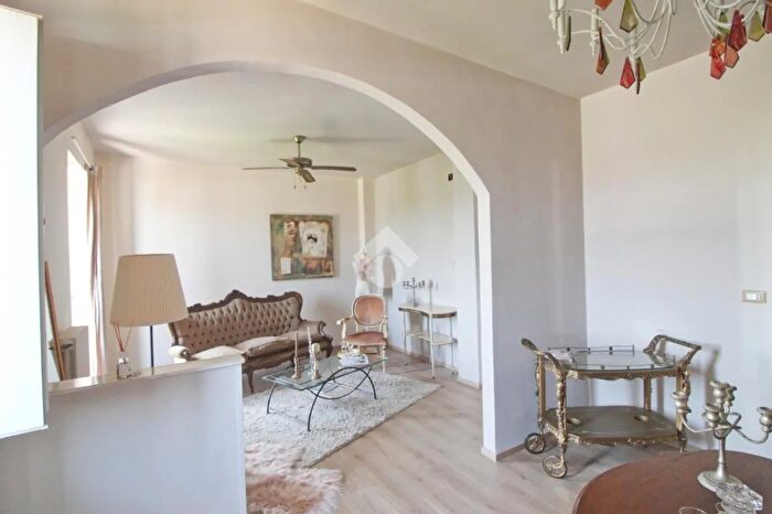 Appartamento quadrilocale in vendita in Via della Stazione, Campomarino