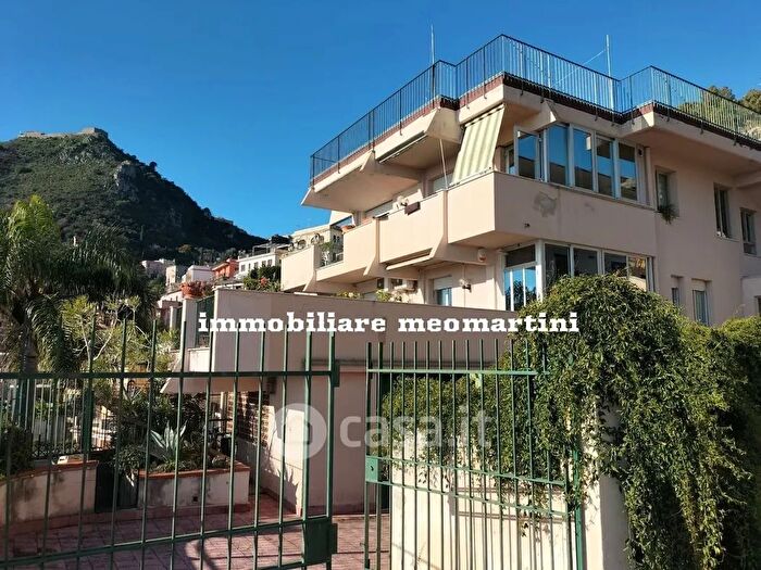 Appartamento quadrilocale in vendita in Pedara