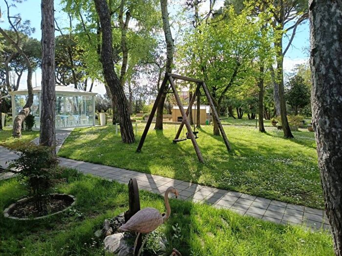 Appartamento trilocale in affitto in Via Nizza, Porto Garibaldi, Comacchio