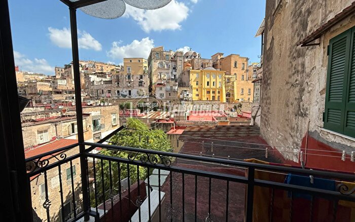 Appartamento bilocale in vendita in Vico Lungo Pontecorvo, Napoli