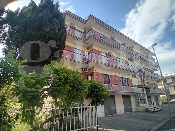 Appartamento quadrilocale in vendita in Via Quattro Giornate di Napoli, Civita Castellana