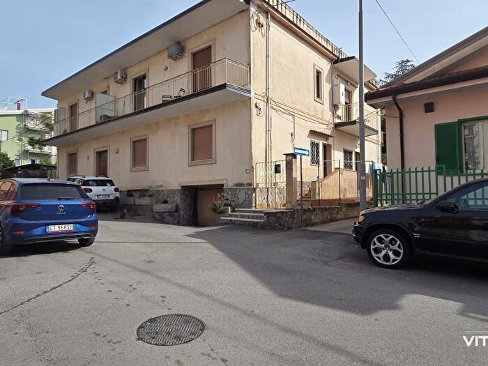 Appartamento quadrilocale in affitto in Via Cesare Battisti, Centro, Agropoli