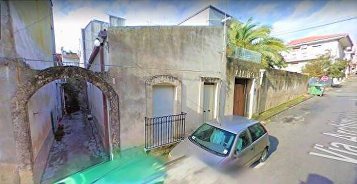 Appartamento trilocale in affitto in Ferla