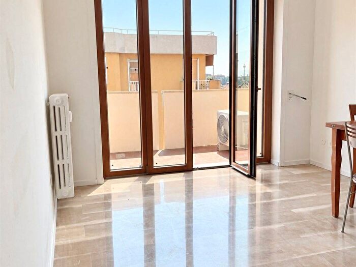 Appartamento bilocale in affitto in Via Privata Rota, Greco Segnano, Milano