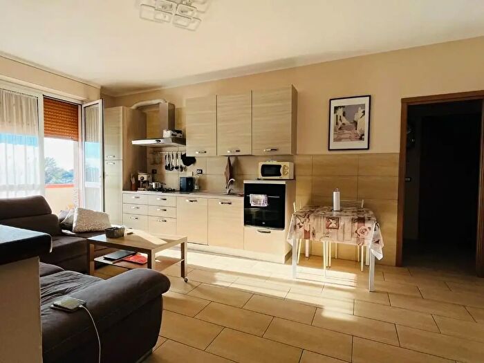 Appartamento quadrilocale in vendita in Ale Itali, Pontedera