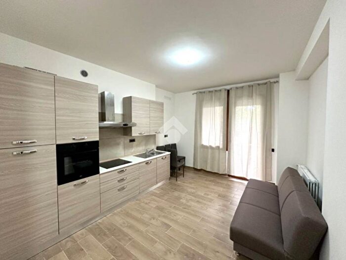 Appartamento quadrilocale in affitto in Via Domenico Turazza, Stanga Pio X, Padova
