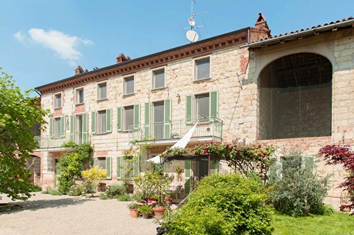 Casa quadrilocale in vendita in Cascina Mistrone, Rosignano Monferrato