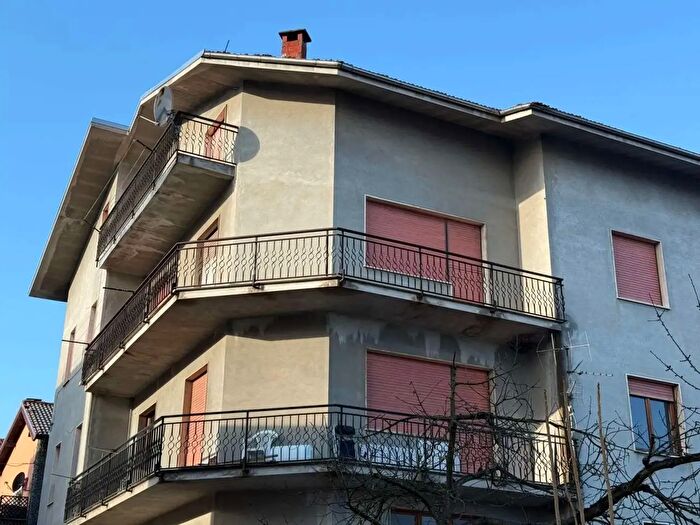 Appartamento quadrilocale in vendita in Salita Ciapasqua, Cairo Montenotte