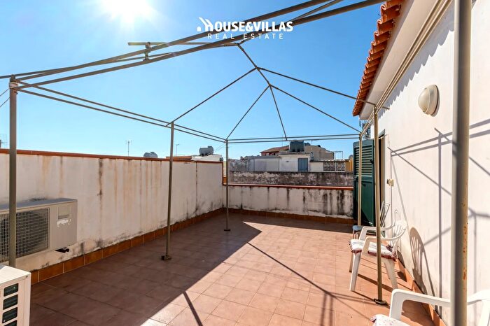 Casa trilocale in vendita in Via Fratelli Rosselli, Avola