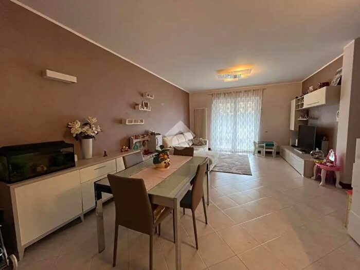 Appartamento quadrilocale in vendita in Via Nettuno, Orvieto