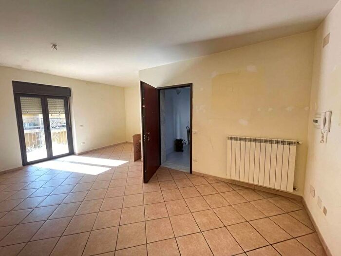 Appartamento con 5 locali in affitto in Centro, Castel Campagnano