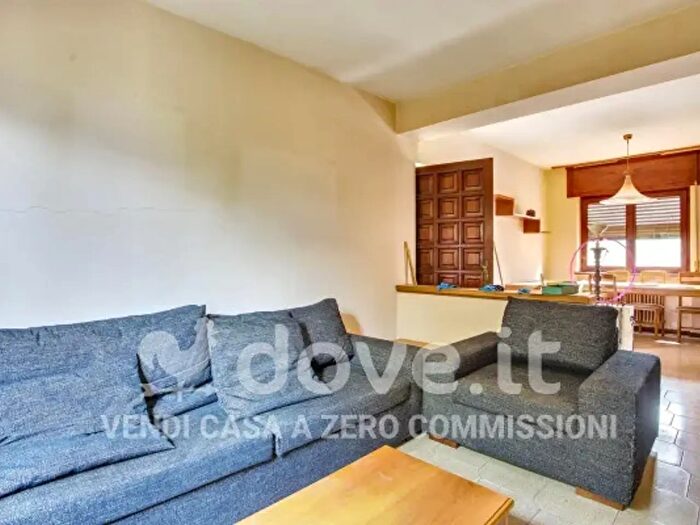 Casa con 5 locali in vendita in Via R Vaccarossi Snc, Cunardo