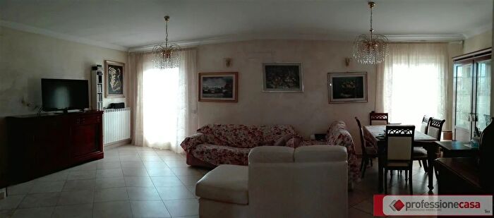 Appartamento quadrilocale in vendita in Via San Martino, Monterotondo