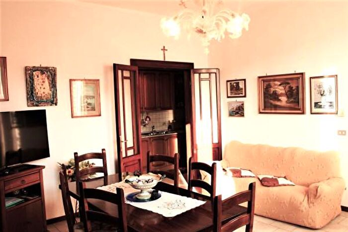 Appartamento trilocale in vendita in Loreo